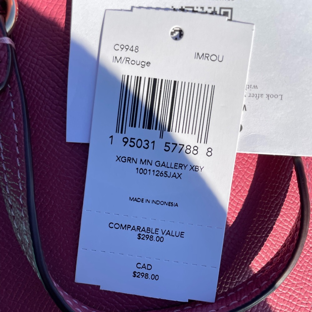 Maroon coach crossbody mini bag - Picture 4 of 4